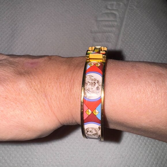 Authentic Hermes clic H - Picture 2 of 4